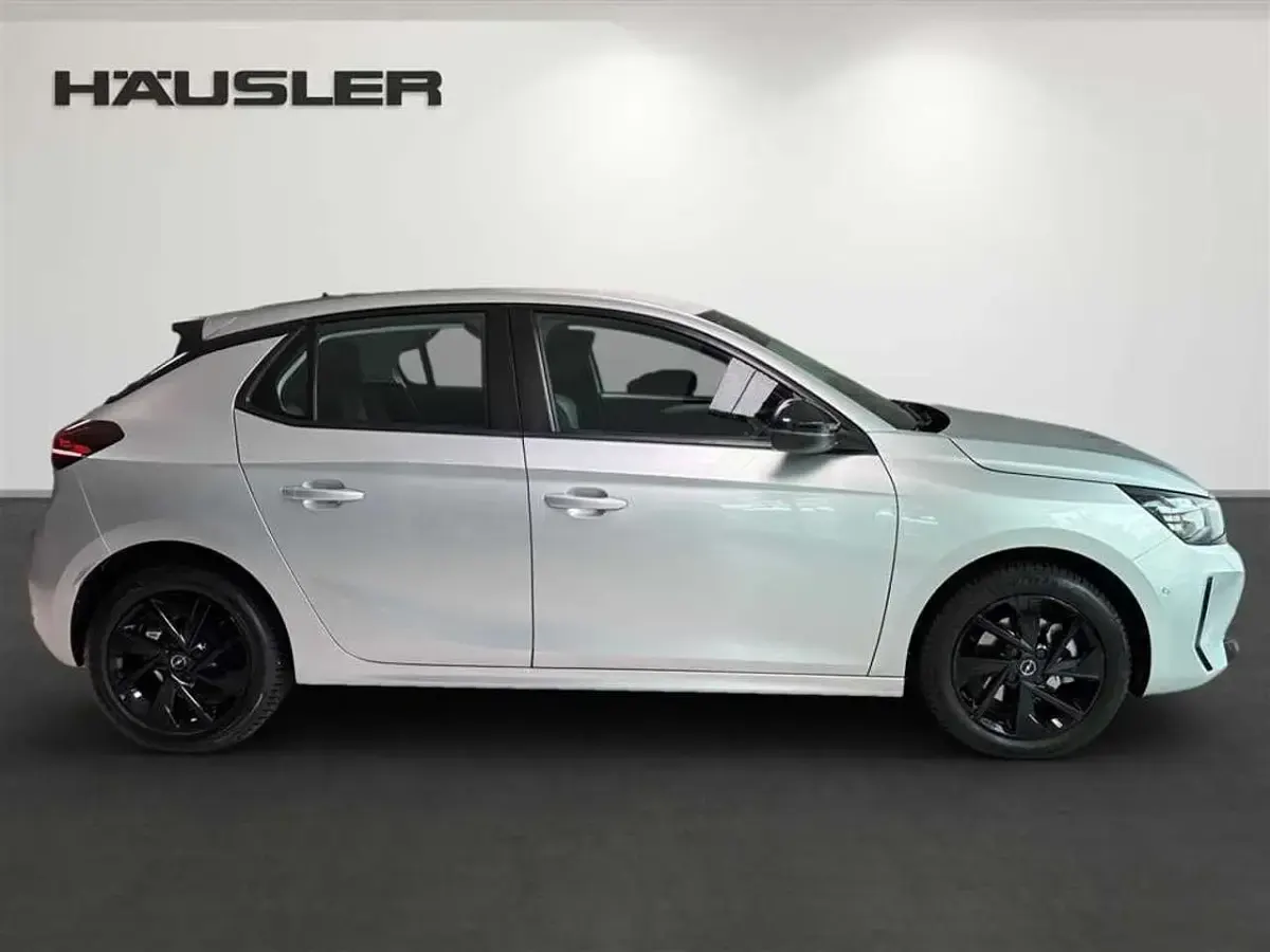 Gebraucht Opel Corsa 101 PS (74 kW) 2024 Metallisee vernis gr Kleinwagen