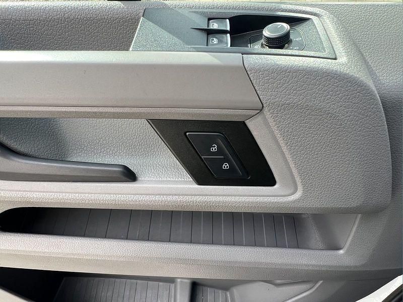 Gebraucht VW Crafter 177 PS (130 kW) 2021 Weiß Van