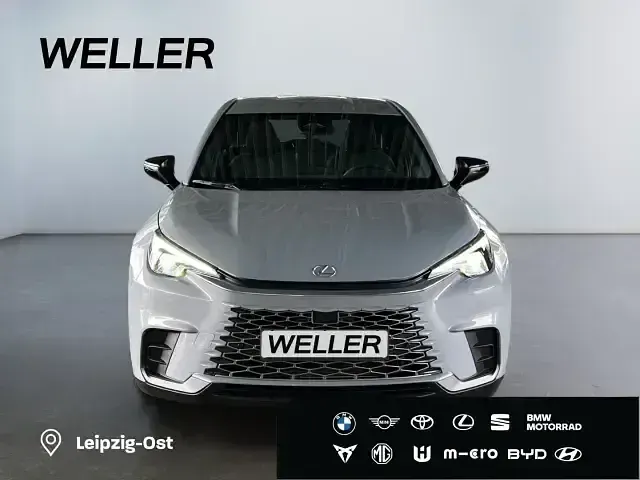Gebraucht Lexus LBX 136 PS (100 kW) 2025 Grau SUV