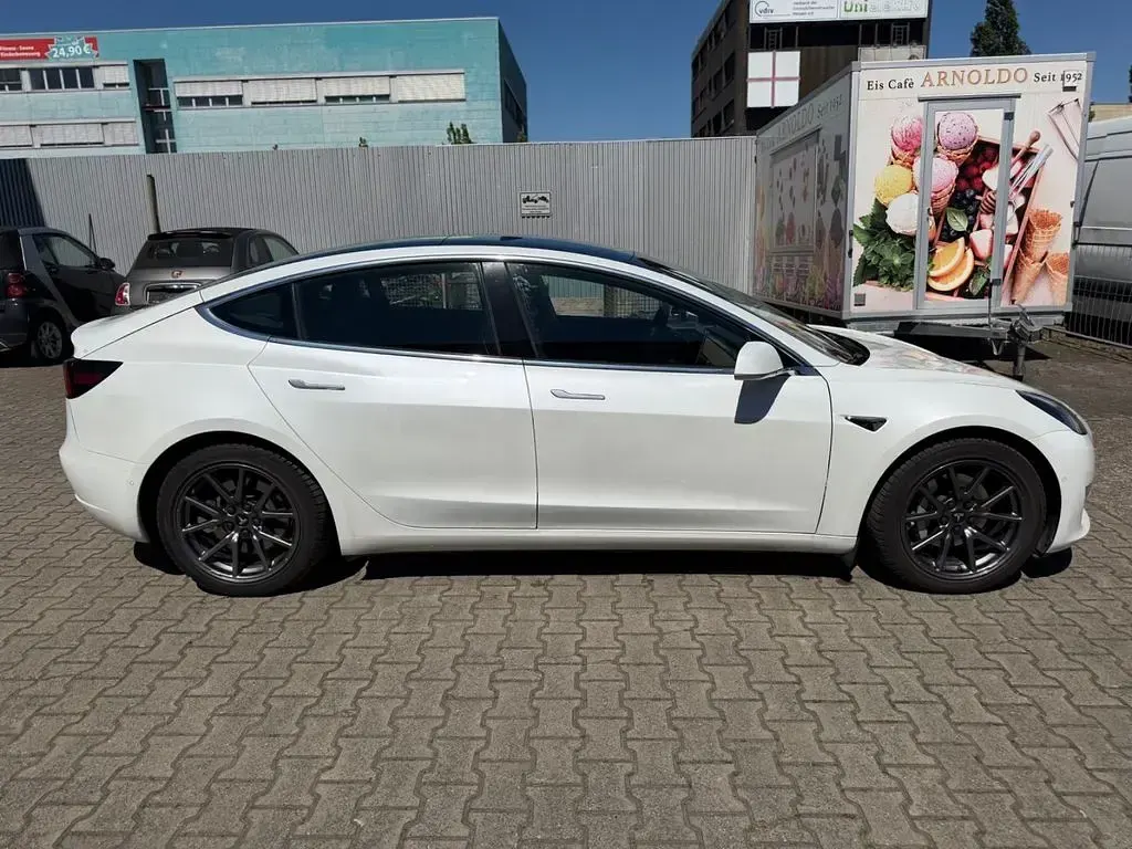 Usata Tesla Model 3 324 kW (441 CV) 2020 Bianco Berlina