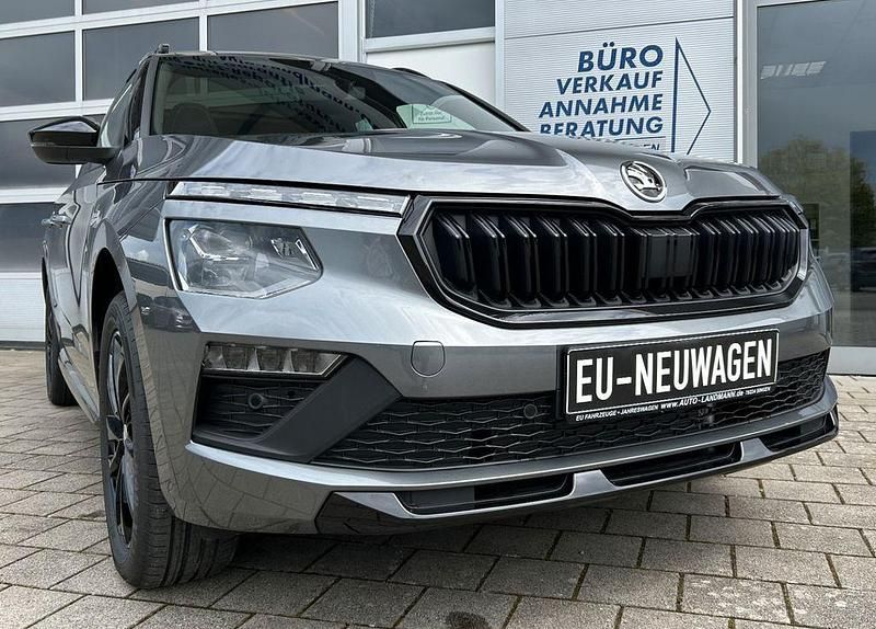 Graphit grau Neu 2025 Skoda Kamiq Monte Carlo SUV | 32.890 € (Etwas zu teuer) - Bild 1/4