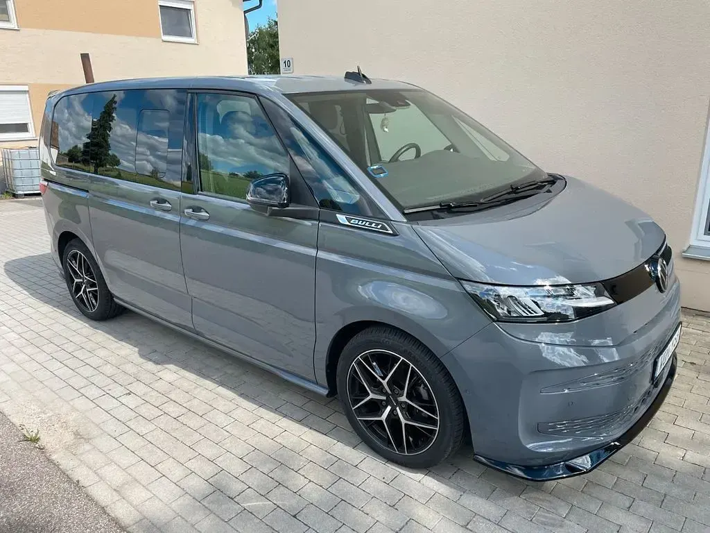 Usata VW T7 150 CV (110 kW) 2024 Grigio Furgone
