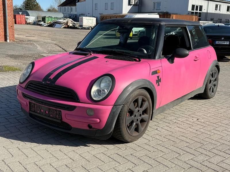 Second-hand Mini ONE 90 CP (66 kW) 2002 Galben Hatchback