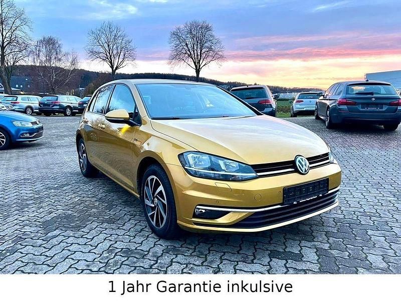 Gebraucht VW Golf VII Join 110 PS (80 kW) 2018 Gelb Limousine