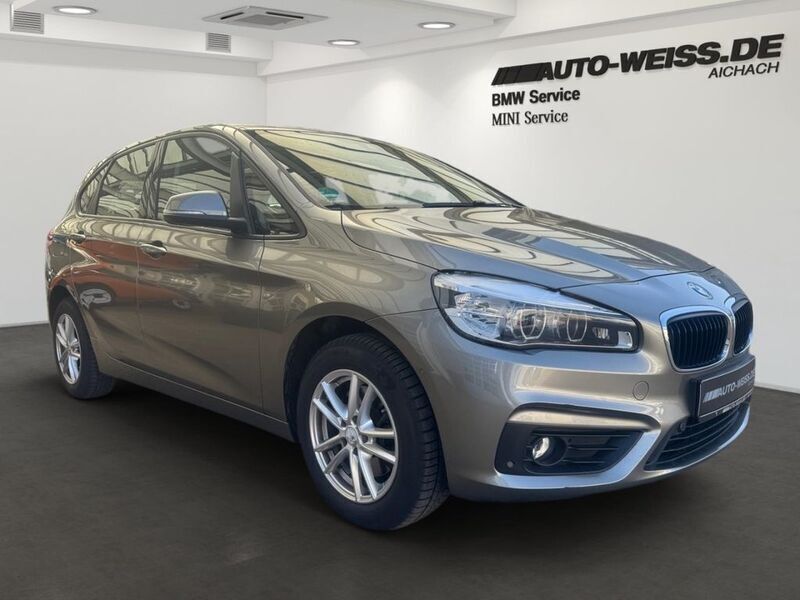 Gebraucht BMW 218 Active Tourer Advantage 136 PS (100 kW) 2016 Platinsilber metallic (silber) Van / Kleinbus