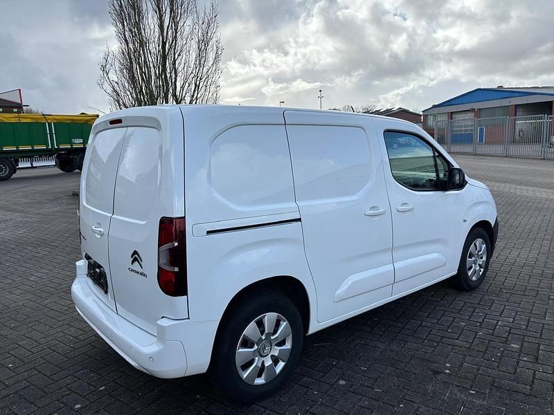 Gebraucht Citroën e-Berlingo 100 kW (136 PS) 2022 Weiß Van / Kleinbus