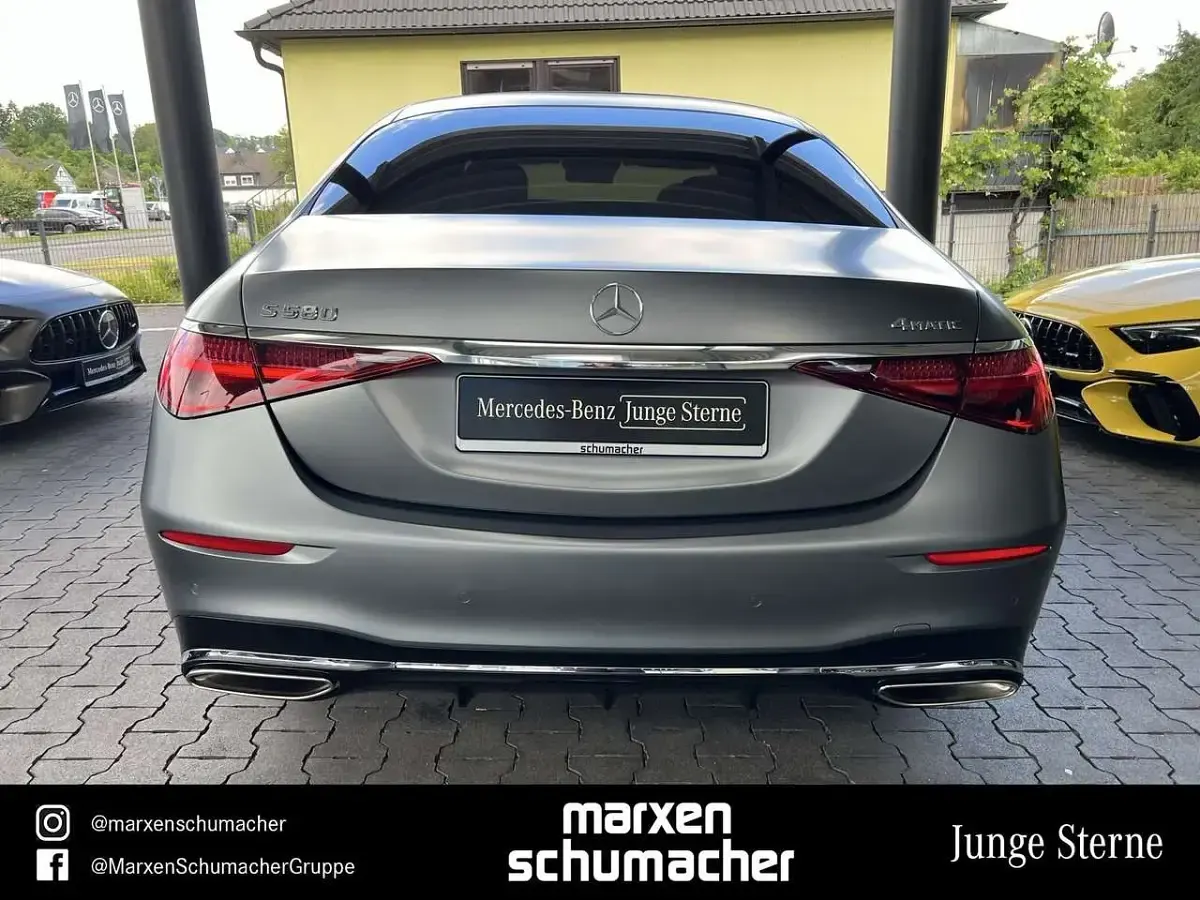 Gebraucht Mercedes S580 503 PS (369 kW) 2023 Grau Limousine