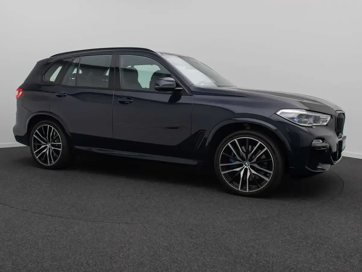 Gebraucht BMW X5 M 530 PS (389 kW) 2021 M carbonschwarz metallic416 SUV