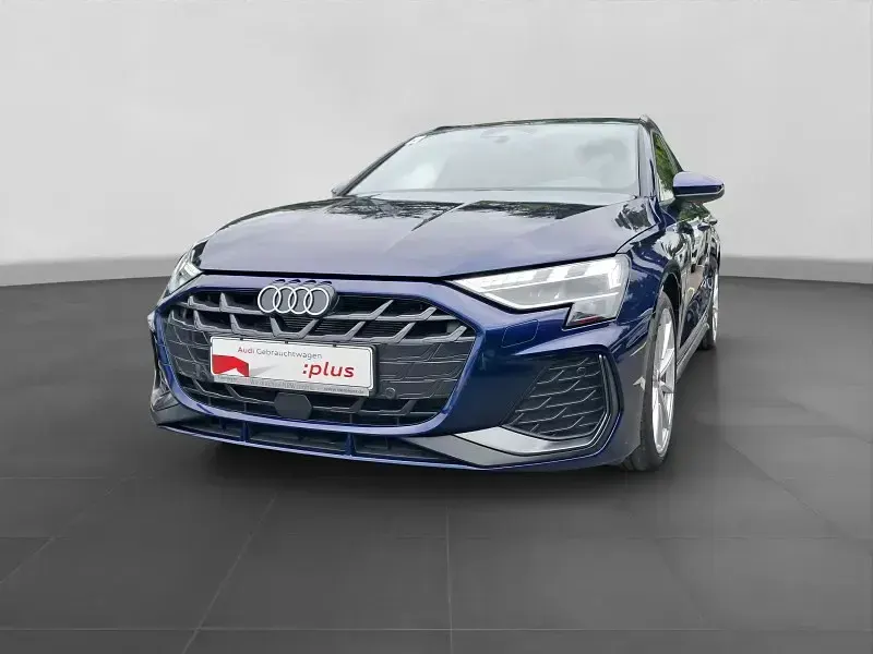 Gebraucht Audi A3 S-Line 116 PS (85 kW) 2025 Blau Limousine