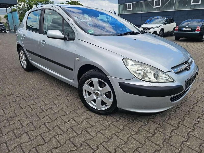 Silber Gebraucht 2004 Peugeot 307 Limousine | 2.599 € (Fairer Preis) - Bild 1/4