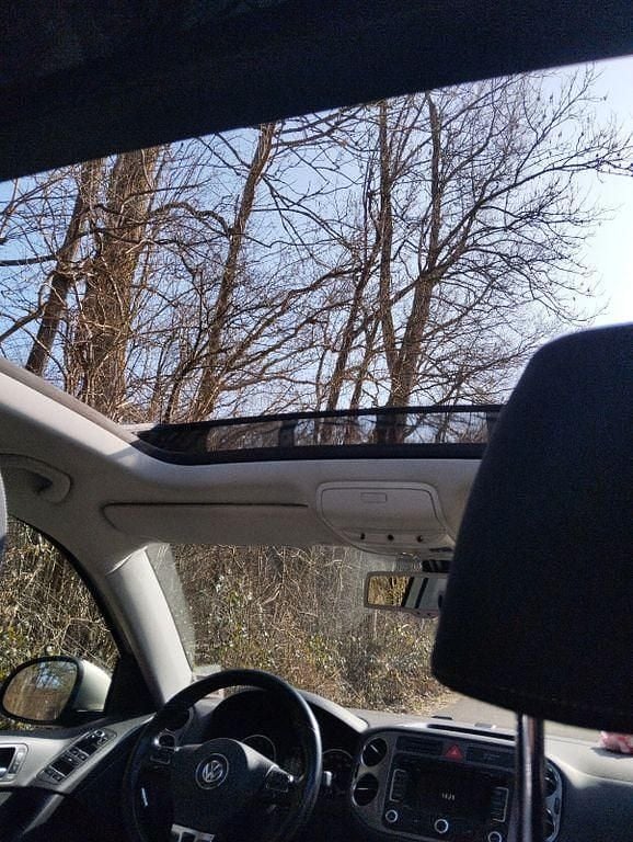 Gebraucht VW Tiguan Team 122 PS (89 kW) 2010 Gold SUV