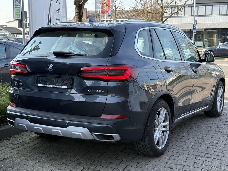 Gebraucht BMW X5 xLine 286 PS (210 kW) 2022 Arktikgrau brillanteffekt SUV