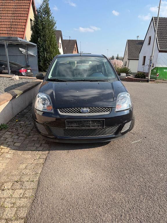 Gebraucht Ford Fiesta 70 PS (51 kW) 2006 Schwarz Kleinwagen
