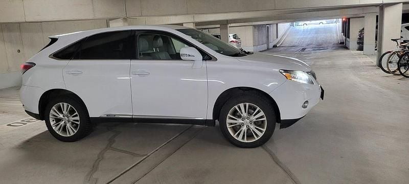 Gebraucht Lexus RX450h 249 PS (183 kW) 2010 Weiß SUV