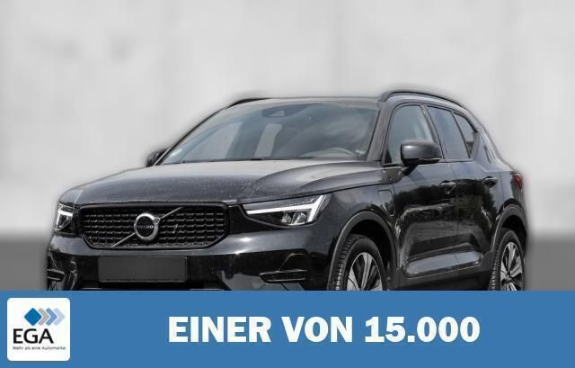 Schwarz metallic Gebraucht 2023 Volvo XC40 Plus SUV | 38.100 € (Etwas zu teuer) - Bild 1/4