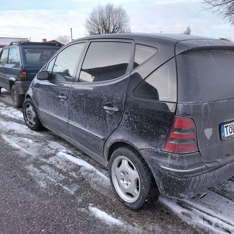 Gebraucht Mercedes A160 Avantgarde 102 PS (75 kW) 2003 Schwarz Van / Kleinbus
