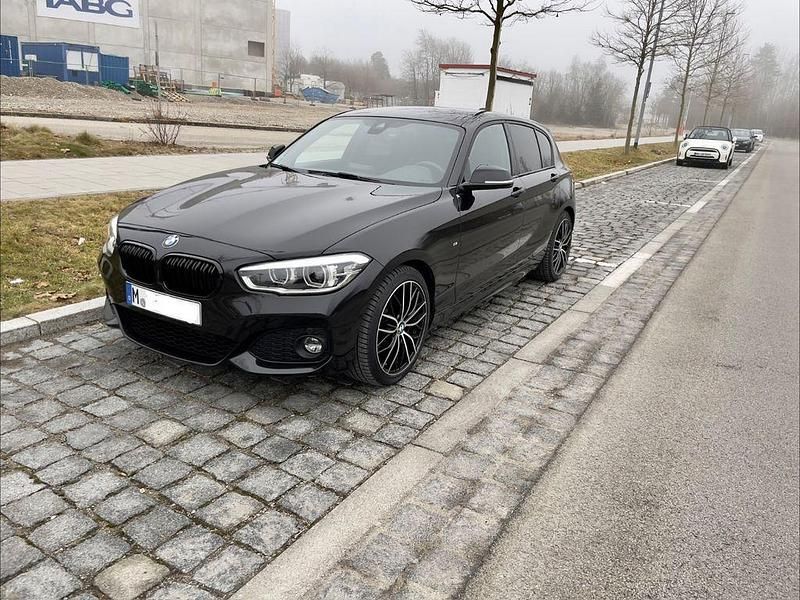 Gebraucht BMW 120 M Sport 184 PS (135 kW) 2017 Schwarz Kleinwagen