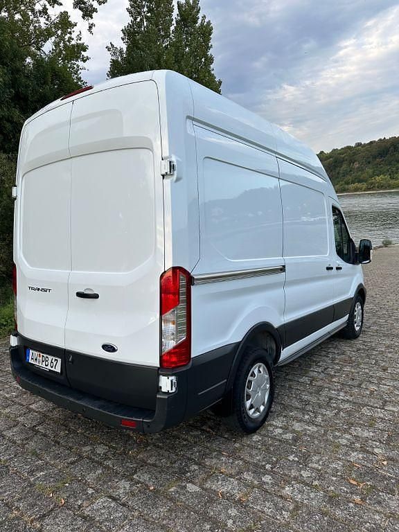 Gebraucht Ford Transit 170 PS (125 kW) 2019 Weiß Van / Kleinbus