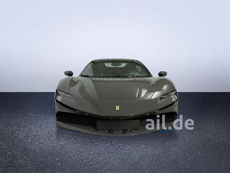 Gebraucht Ferrari SF90 999 PS (734 kW) 2023 Grigio scuro Cabrio