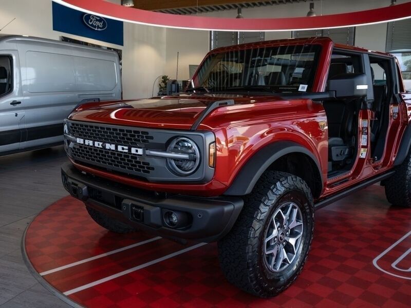 Gebraucht Ford Bronco 334 PS (245 kW) 2024 Hot pepper red SUV