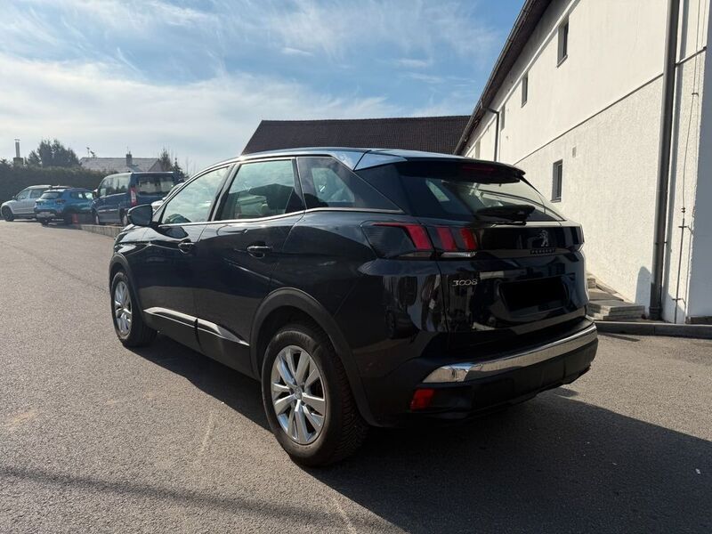 Gebraucht Peugeot 3008 Active 131 PS (96 kW) 2018 Grau SUV