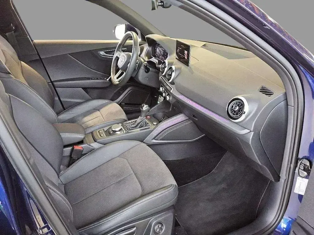 Gebraucht Audi SQ2 Ambiente 300 PS (220 kW) 2023 Blau SUV