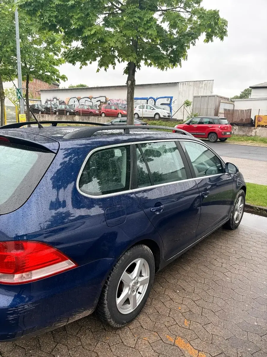 Gebraucht VW Golf VI 115 PS (84 kW) 2008 Blau Kleinwagen