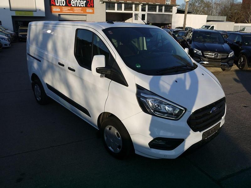 Gebraucht Ford Transit Custom Trend 131 PS (96 kW) 2021 Weiß Van / Kleinbus