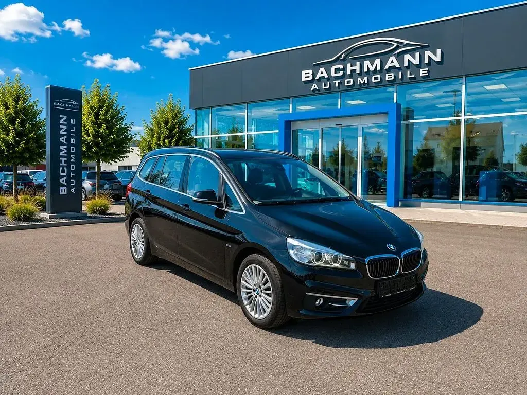 Gebraucht BMW 218 Gran Tourer Luxury Line 150 PS (110 kW) 2015 Schwarz Van / Kleinbus