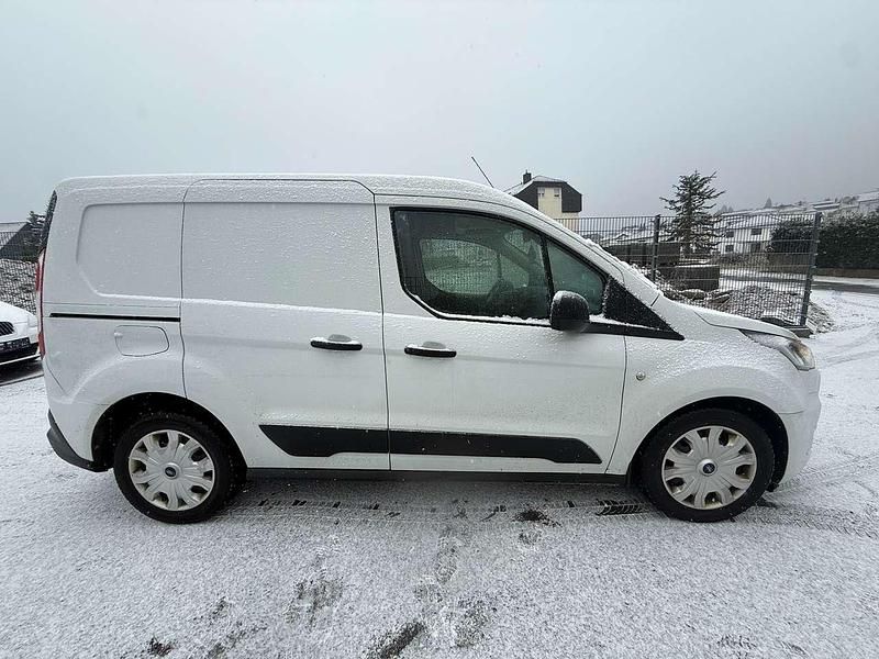 Gebraucht Ford Transit Connect Trend 101 PS (74 kW) 2020 Blazerblau / weiss Van / Kleinbus