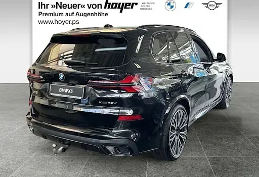 Neu BMW X5 Comfort Edition 352 PS (258 kW) 2026 Schwarz SUV