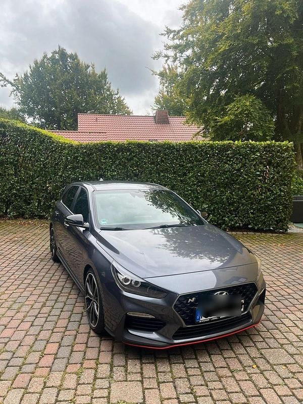 Schwarz Gebraucht 2019 Hyundai i30 Coupé | 22.500 € (Fairer Preis) - Bild 1/4