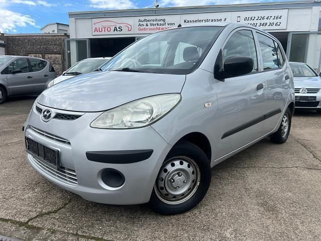 Silber Gebraucht 2011 Hyundai i10 Classic Kleinwagen | 1.990 € (Fairer Preis) - Bild 1/4