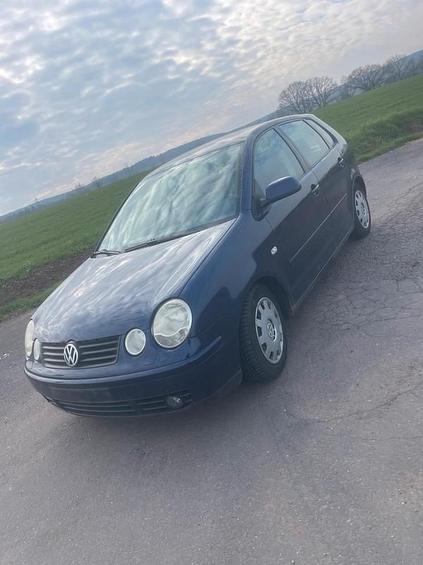 Gebraucht VW Polo 2002 Blau Limousine