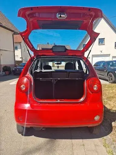 Gebraucht Chevrolet Matiz 52 PS (38 kW) 2010 Rot Kleinwagen