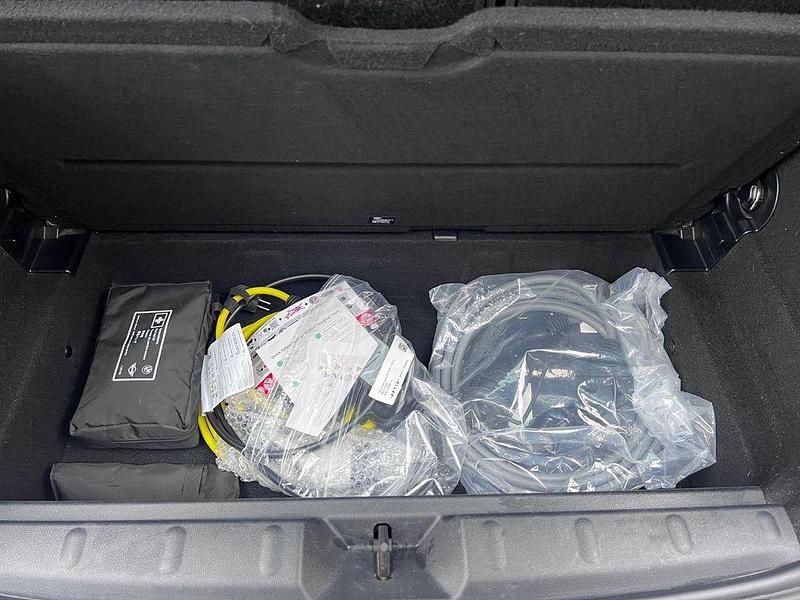 Gebraucht Mini Cooper SE 135 kW (184 PS) 2021 Weiß Kleinwagen