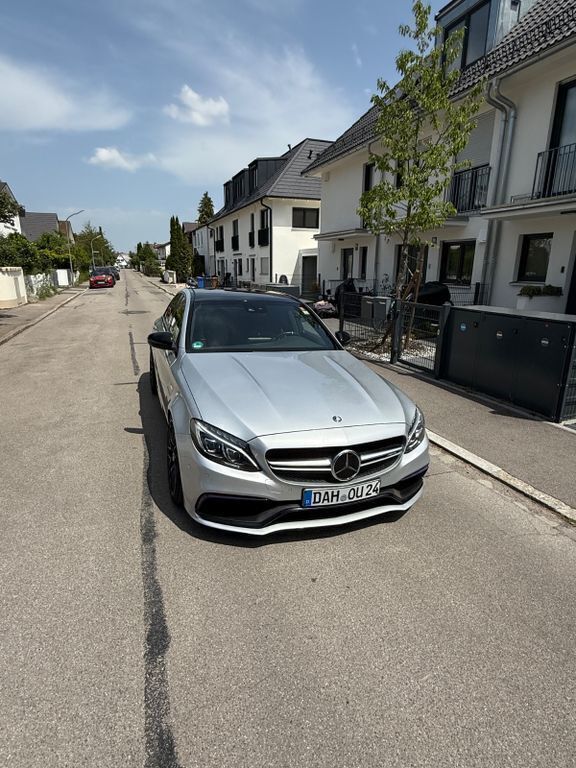 Silber Gebraucht 2016 Mercedes C63S AMG AMG Limousine | 46.000 € (Fairer Preis) - Bild 1/4