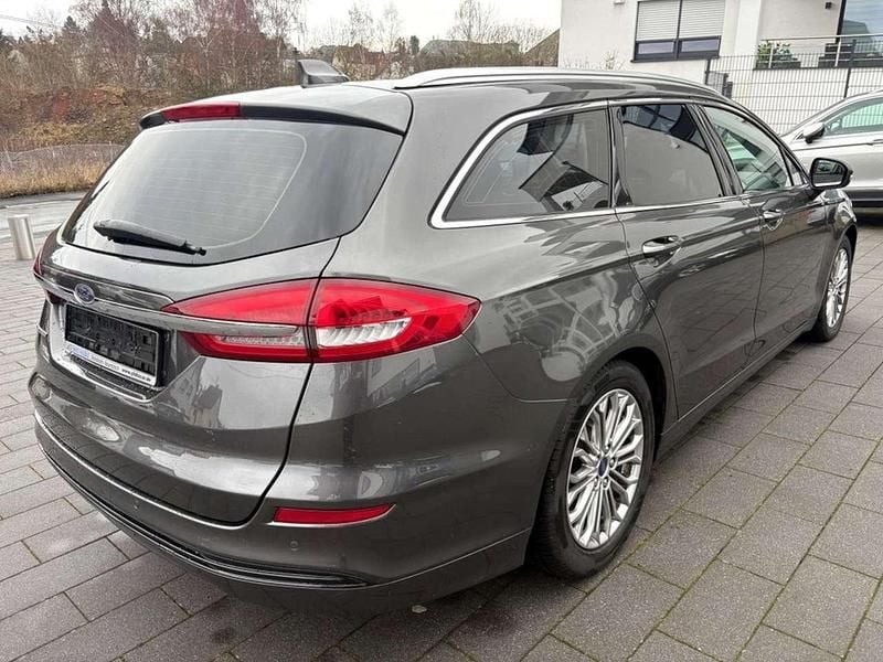Gebraucht Ford Mondeo Titanium 150 PS (110 kW) 2020 Grau Kombi