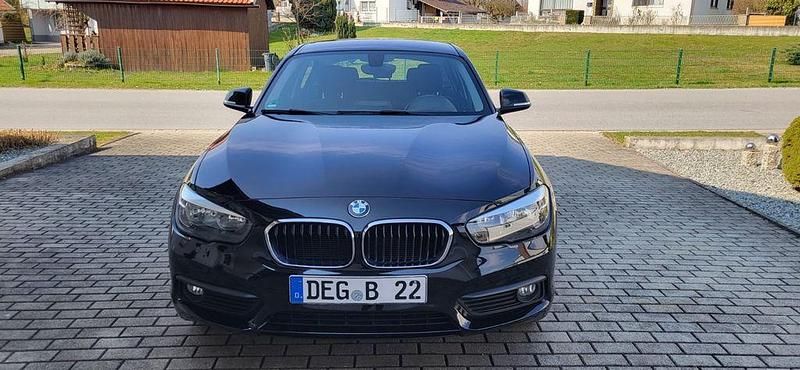 Gebraucht BMW 116 Advantage 109 PS (80 kW) 2016 Schwarz Kleinwagen