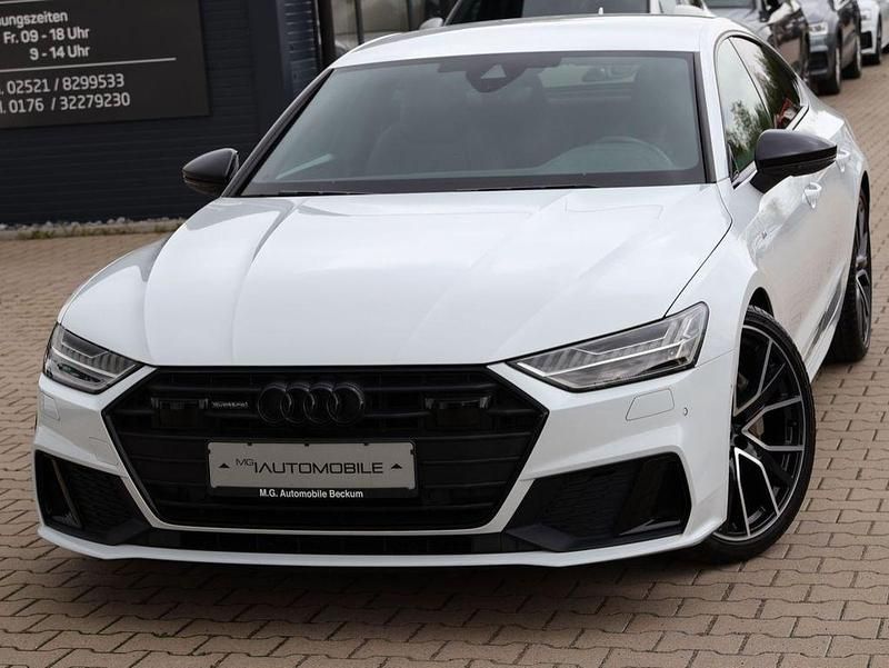 Gletscherweiß metallic Gebraucht 2022 Audi A7 S-Line Kleinwagen | 49.950 € (Teuer) - Bild 1/4