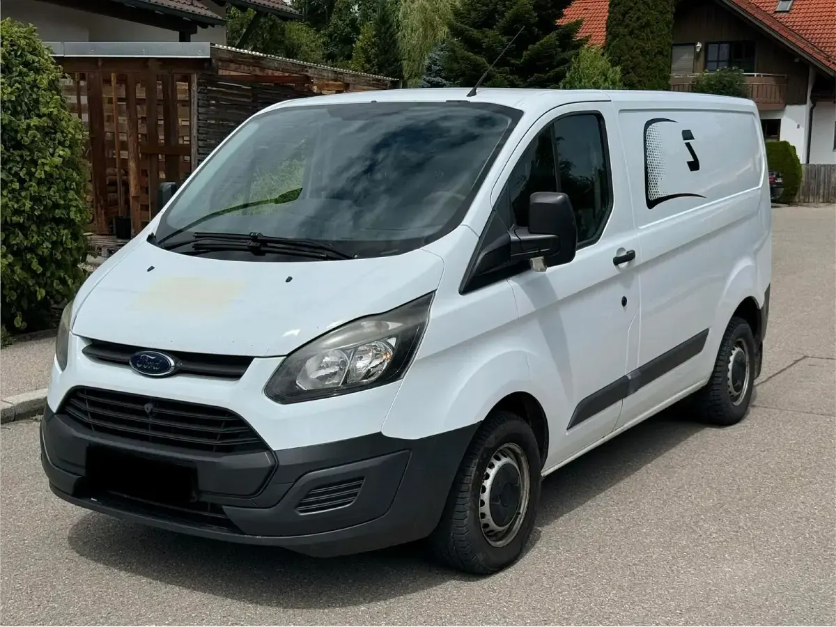 Gebraucht Ford Transit Custom 100 PS (73 kW) 2013 Weiß Van / Kleinbus
