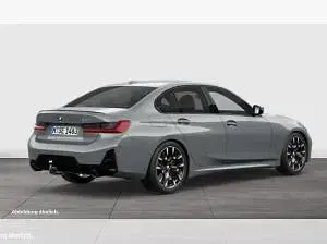 Gebraucht BMW 330 258 PS (189 kW) 2025 Grau (skyscraper grau) Limousine