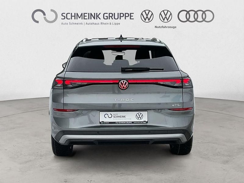 Neu VW T-Roc Style 116 PS (85 kW) 2026 Wolf grey metallic SUV