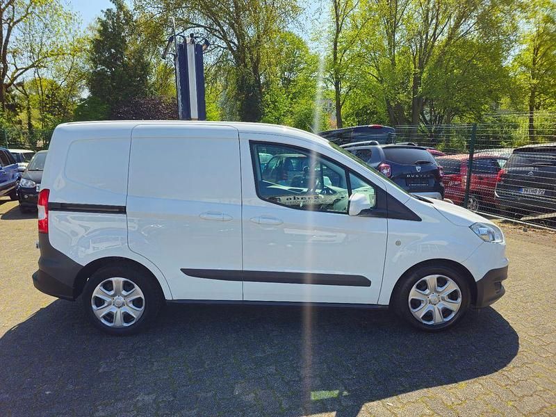 Używany Ford Transit 101 KM (74 kW) 2018 Biały Minivan