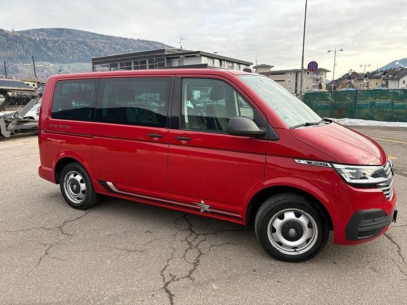 Rot Gebraucht 2021 VW Multivan Edition Van | 39.950 € (Fairer Preis) - Bild 1/4