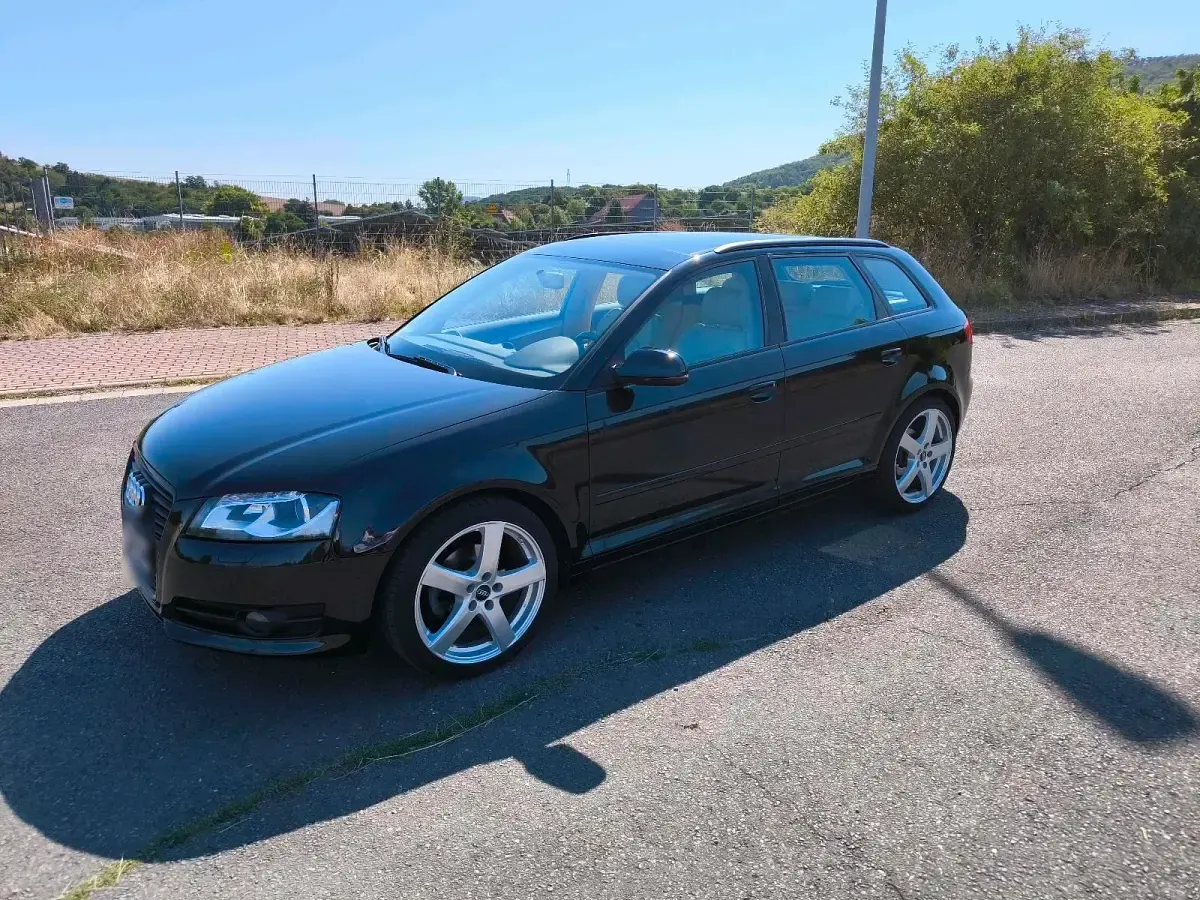 Gebraucht Audi A3 140 PS (102 kW) 2010 Schwarz Kleinwagen