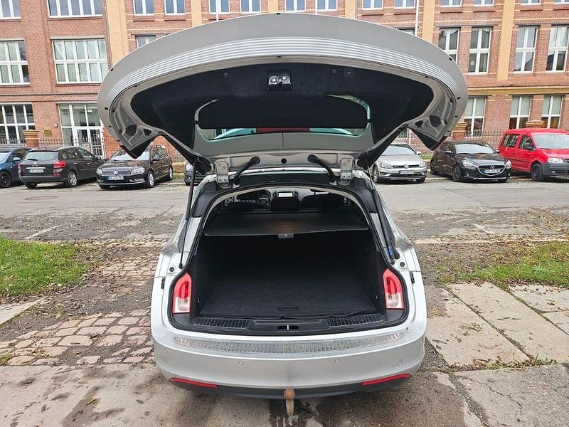 Gebraucht Opel Insignia Innovation 136 PS (100 kW) 2016 Silber Kombi