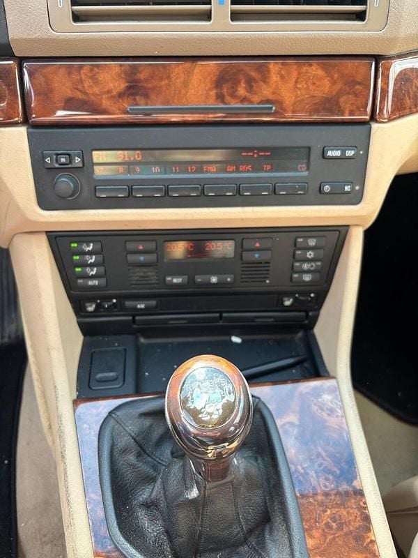 Gebraucht BMW 528 193 PS (141 kW) 1998 Blau Kombi
