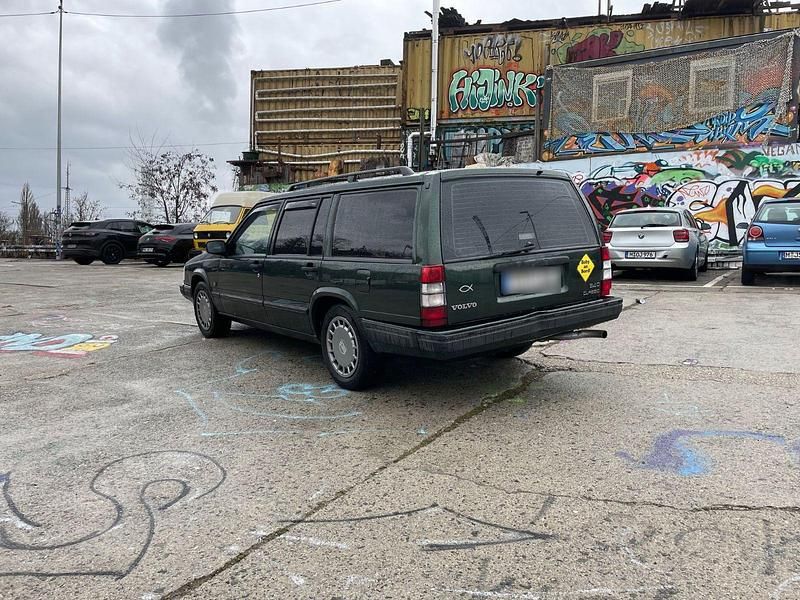 Gebraucht Volvo 940 Standard 135 PS (99 kW) 1997 Grün Kombi