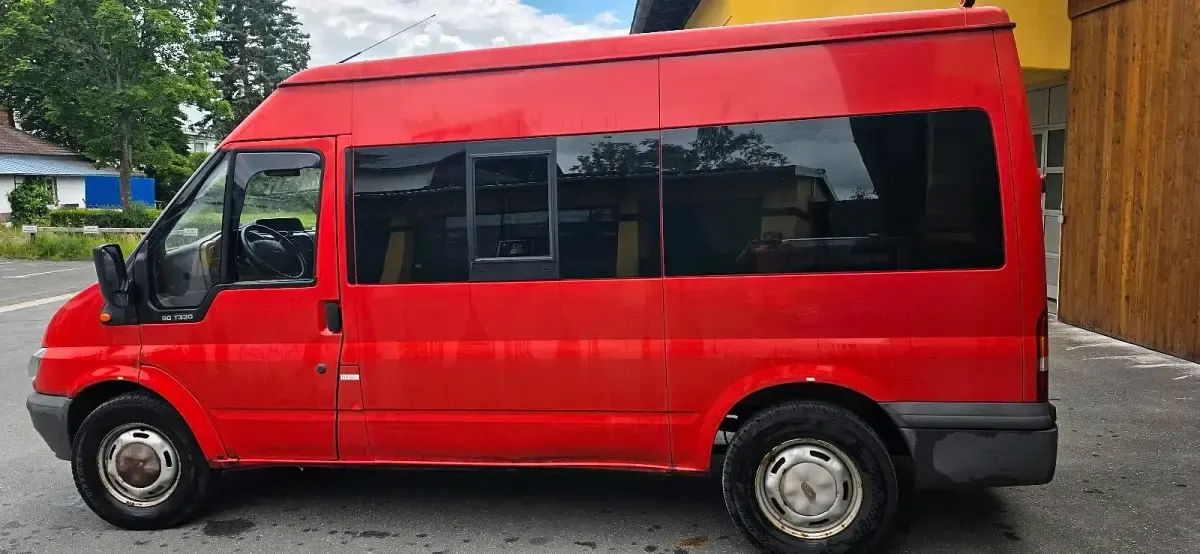 Gebraucht Ford Transit 90 PS (66 kW) 2005 Rot Van